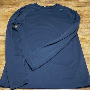 Lululemon black long sleeve top size M
